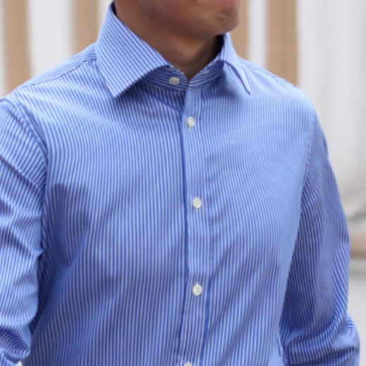 尊轩级男士蓝白条纹面料免烫英式衬衫 商品图2