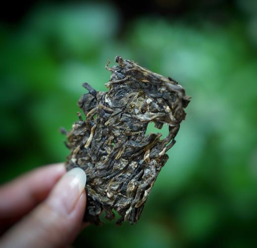 2017年私房茶2代，冰岛村普洱茶生茶 250克/砖 商品图4