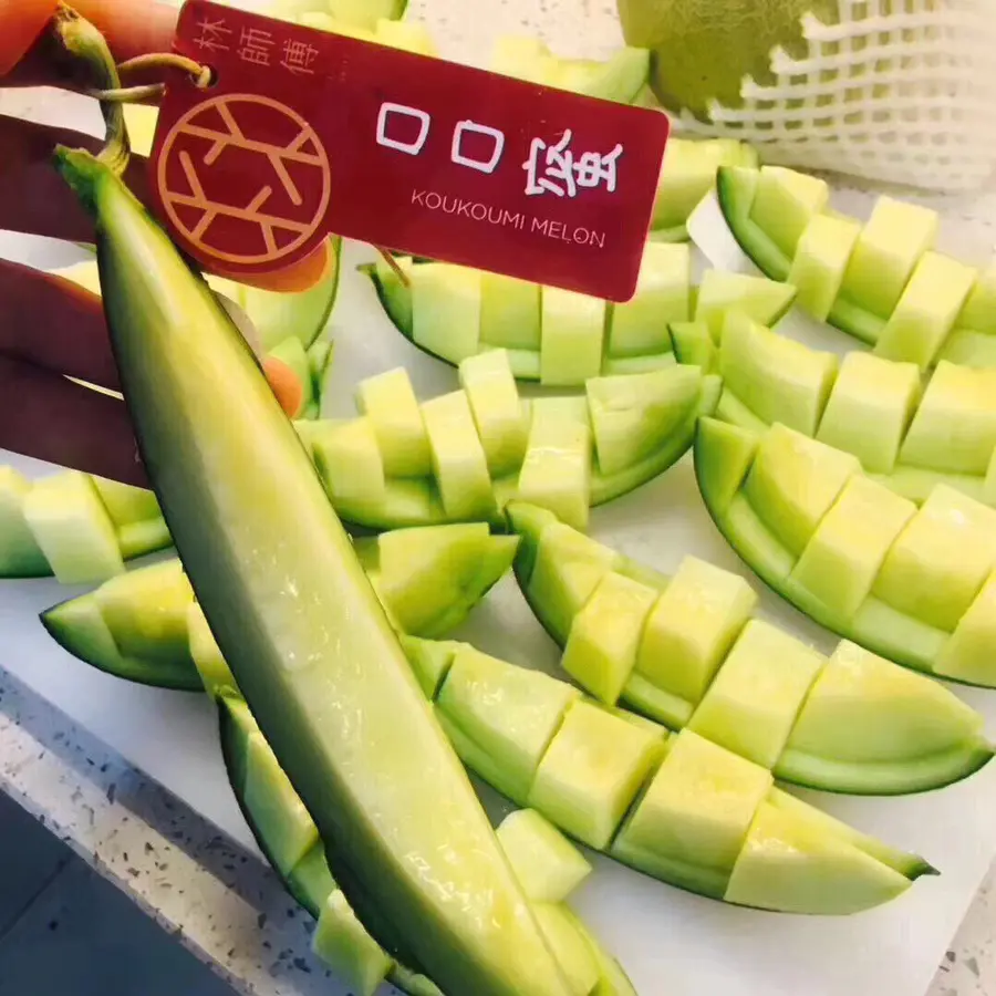 静冈网纹瓜🍈瓜如其名 口口甜蜜,丝丝绵蜜,果香浓郁,切开蜜瓜,淡雅
