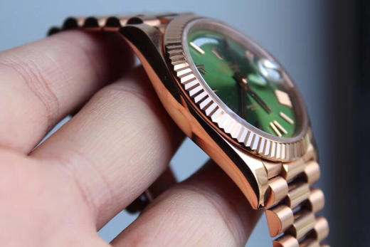 ROLEX劳力士恒动系列 星期日历型41mm 玫瑰金绿面 商品图2