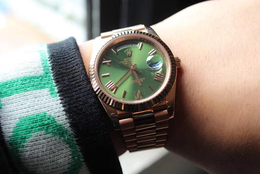 ROLEX劳力士恒动系列 星期日历型41mm 玫瑰金绿面 商品图7