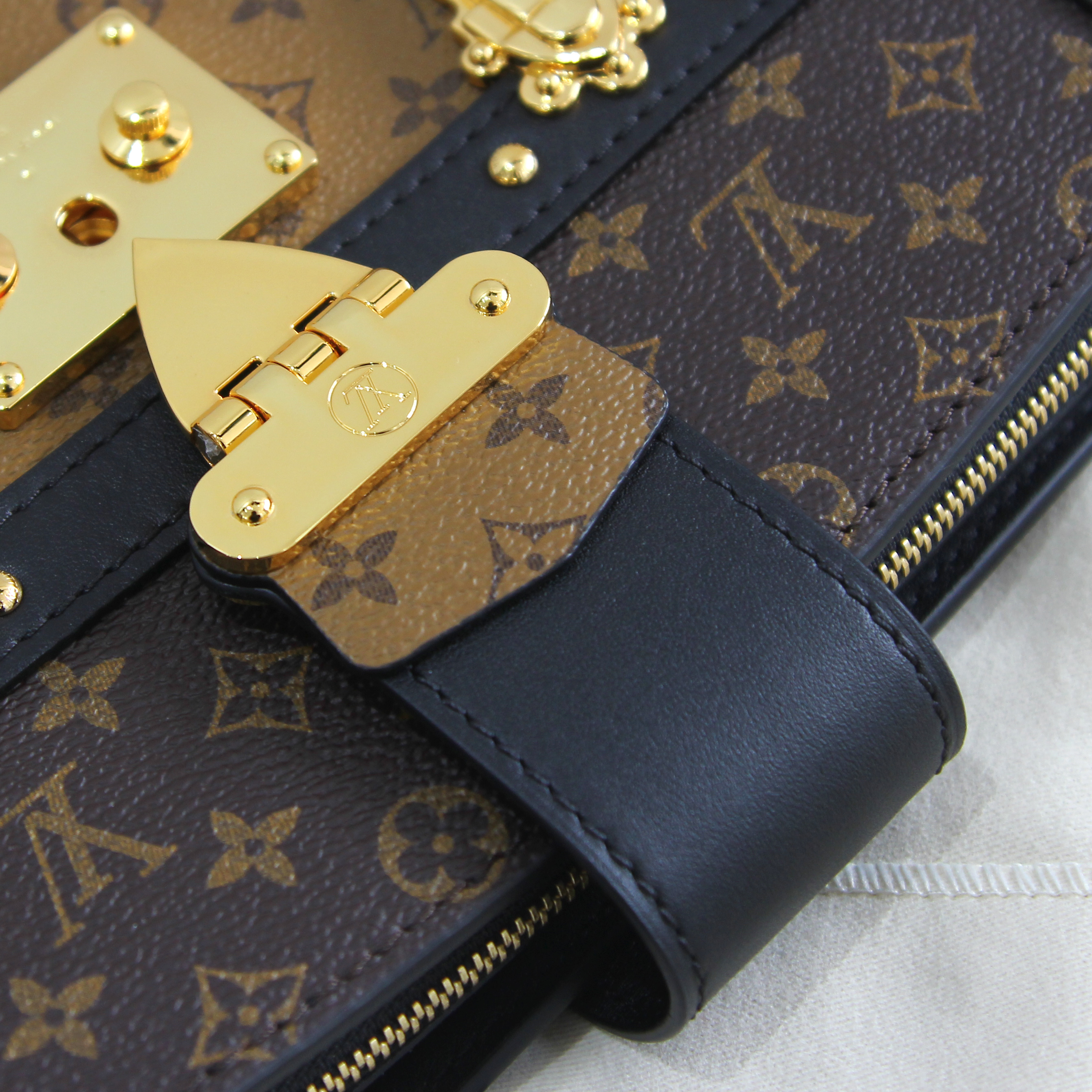 传美特渠高颜值爆款包走秀款限量版trunkclutch软盒子百搭凹造型款单