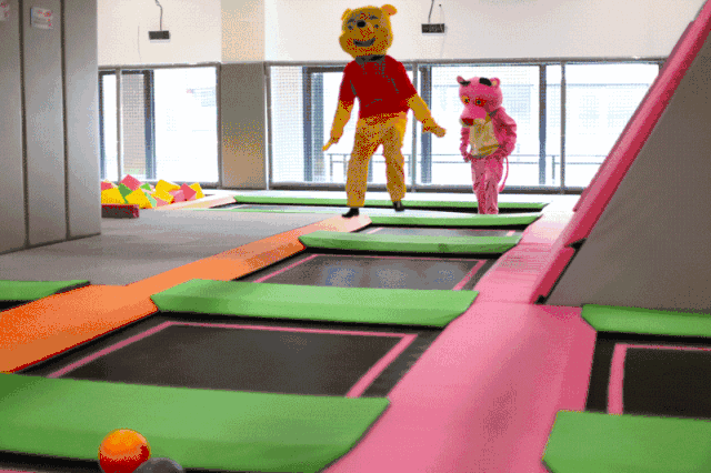 蜀都万达299元人爆款蹦床公园花式来袭六大主题任意玩