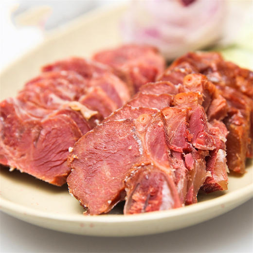 伊犁特产索谷牧熏马肉熟