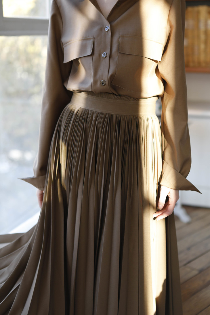 橄榄棕重工百褶裙