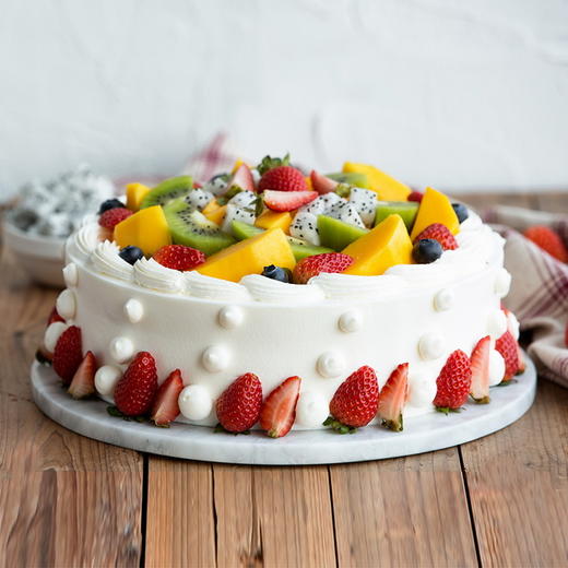 【热销6w+ 浪漫果纷蛋糕】多样鲜果和蛋糕的甜蜜约会，可选1/2/3/4/5/6磅（赣州幸福西饼蛋糕） 商品图0
