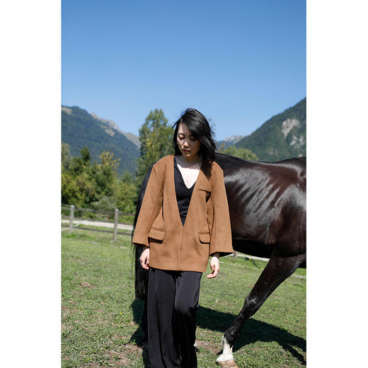 棕色V领羊毛廓形西装感上衣 商品图3