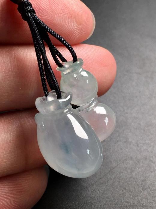 12747翡翠冰种钱袋报挂