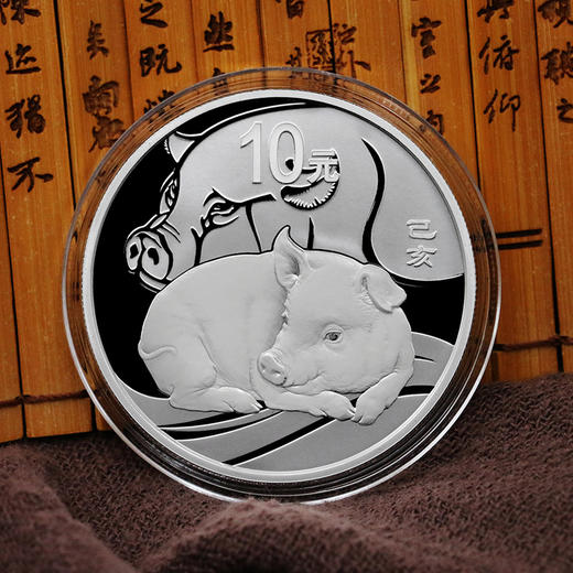 2019年猪年生肖圆形30克银币·封装评级版（赠礼盒） 商品图1