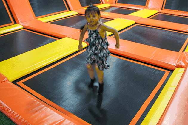 9起购120元爱跃网红蹦床畅玩票(全场通玩不限时,抢完结束)