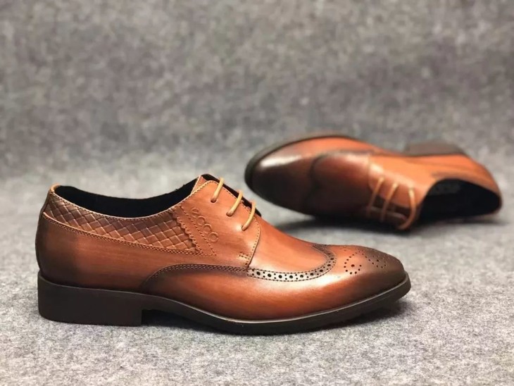 英伦风格男士雅致小皮鞋擦色工艺复古小牛皮3d立体编织压纹装饰