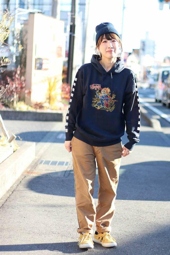 点此购买情侣vans最新限定款重刺绣帽衫摩109367