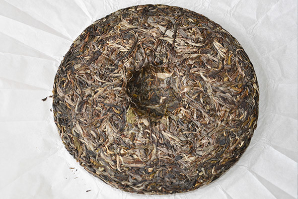 2015年勐库坝糯古树茶--古木纯香(500克大饼)