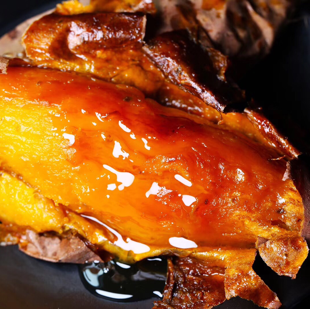 一口糖 流油蜜薯 红薯地瓜，甜度相当高，真正的流蜜～无丝，高糖，流蜜红薯……复购率超高，蒸烤相宜烟薯