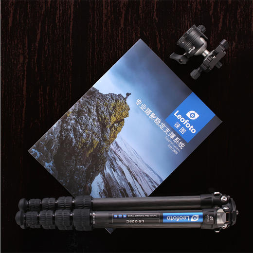 狼族优选丨5节22管碳纤维无中轴承重4kg三脚架云台套装LS-225C+EB-36 商品图2