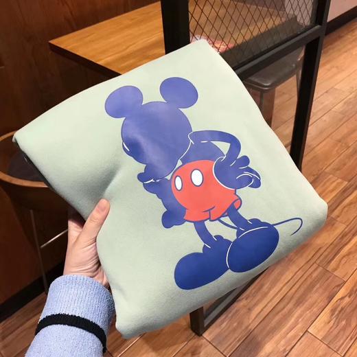 v120706 情侣款男女时尚百搭休闲简约舒适经典5色米奇印花卫衣