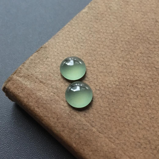 高冰种晴水翡翠蛋面一对 商品图1