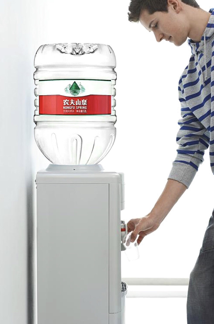 农夫山泉12升小桶水