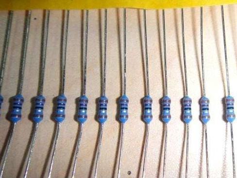 金属膜 1/4W电阻 220欧 1%精度五色环 0.25W电阻 直插电阻 100只 商品图0