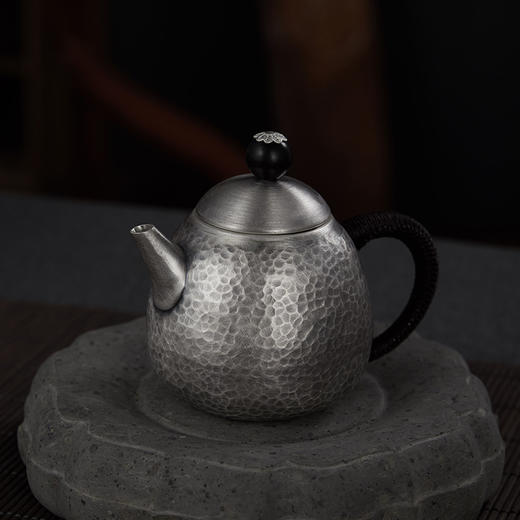 国春银饰丨手工银壶 锤目纹纯银龙蛋壶 附检测证书 约158克 商品图4