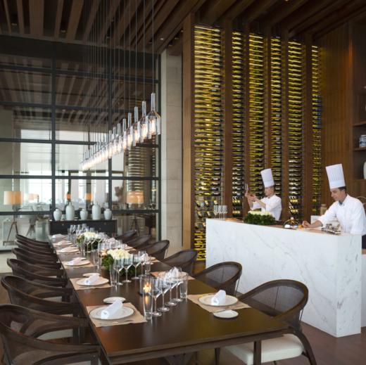 浪漫之旅（日/法餐厅700元用餐额度+双人汤泉三温暖豪华海景套房含早） 商品图2