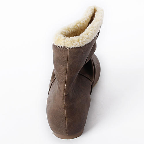 平底靴子女简约尖头短靴加绒冬季女鞋