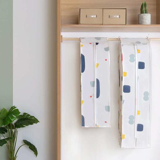 【 防尘防潮 轻松拿取】4-8件大容量 清新印花 柔软透气 立体挂衣袋衣物防尘套 商品图1