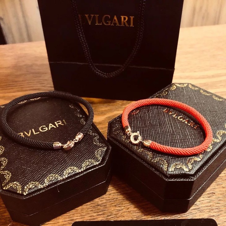 v121356情侣款男女休闲时尚百搭匠人手工编织s925标准银激光镌刻手绳