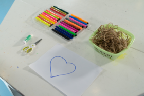 创作类：毛线贴画