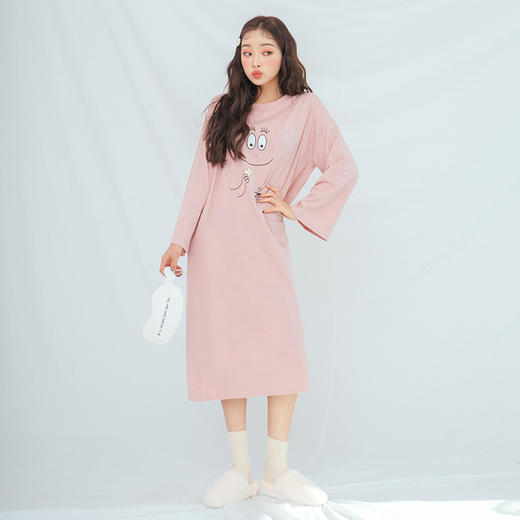 韩都衣舍2018韩版冬装新款女装宽松中长款打底长袖连衣裙eb0002璎