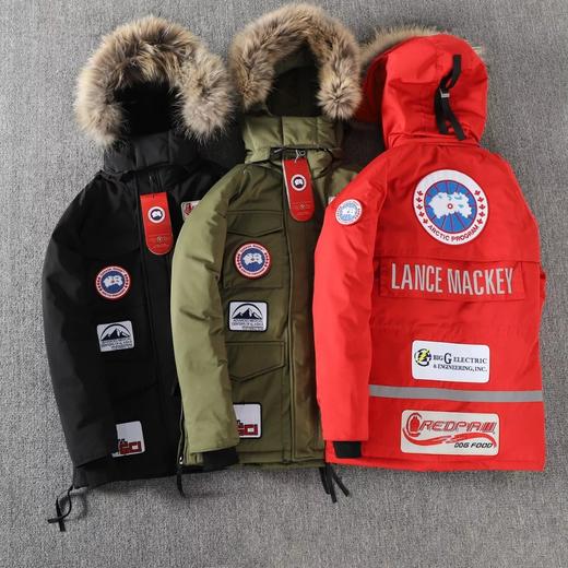 行走的羽绒被足足4斤的鹅家羽绒服走心情侣款温暖时尚重磅力荐