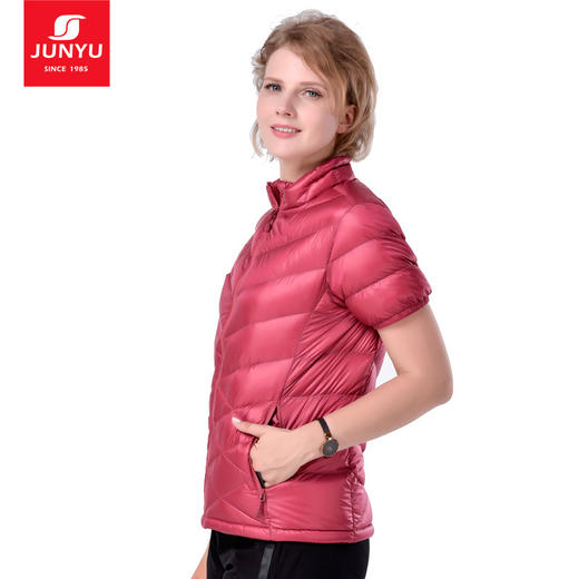 君羽 女款 暮色鹅绒服短袖立领 超轻便保暖 C52042 商品图0