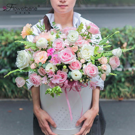 Flowerbene【花有独钟】私人订制鲜花抱抱桶花篮手提花篮 商品图12