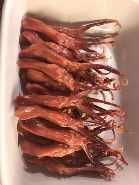 秘制鸭舌，一蒸即成，香味十足，口口难忘