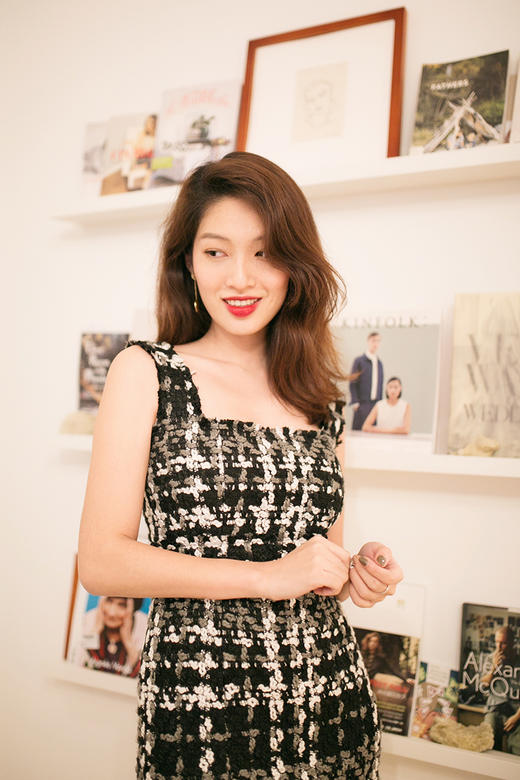 AtelierMissLu / Heidi 黑白粗呢格方领连身裙 商品图0