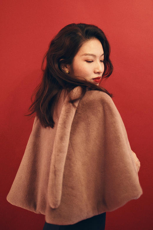 AtelierMissLu / Anita 藕荷粉兔毛小斗篷 商品图4