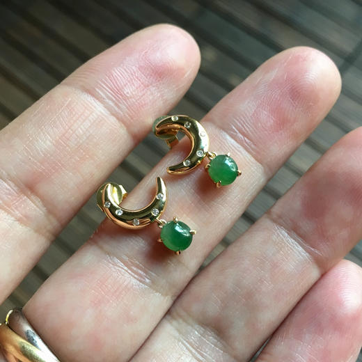 冰种阳绿翡翠耳钉18k黄金钻石镶嵌 商品图5
