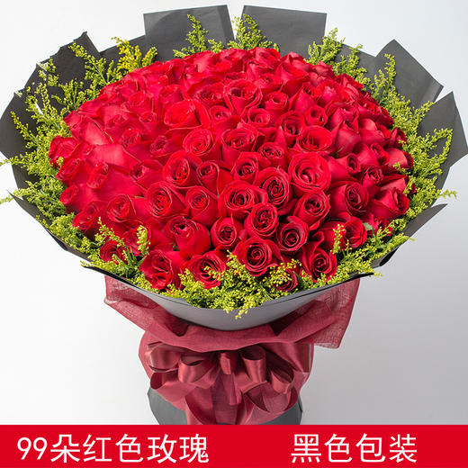 99朵玫瑰图片 99朵玫瑰图片 花束