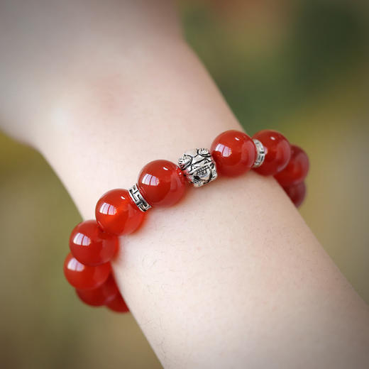 藏银貔貅红玛瑙手链