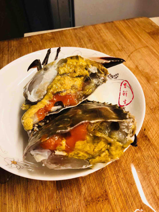 一级红膏咸炝蟹，只只饱满，口感鲜美，膏肥肉厚，终可分享。 商品图3