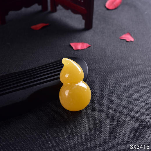 琥珀吊坠蜜蜡葫芦克重118g规格433215mm编码sx3415