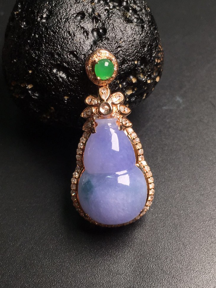 12959翡翠紫葫芦吊坠