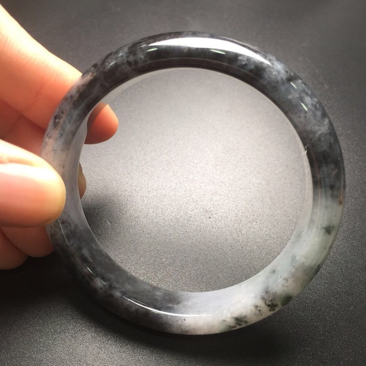 翡翠乌鸡种手镯