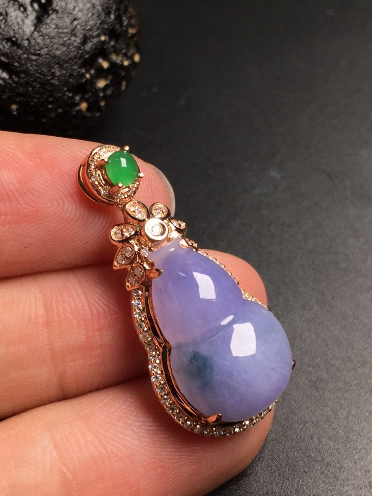 12959翡翠紫葫芦吊坠