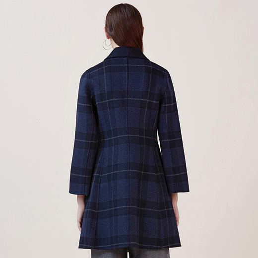 EITIE爱特爱品牌女装冬季修身暗扣格子羊毛呢外套中长款5814516 商品图3