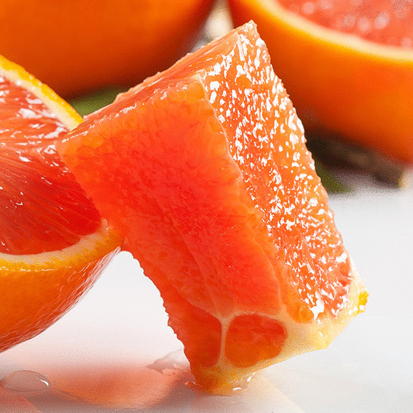 营养价值是普通橙子的4倍 卡拉卡拉红肉脐橙 天然超级抗氧化剂