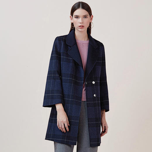 EITIE爱特爱品牌女装冬季修身暗扣格子羊毛呢外套中长款5814516 商品图2