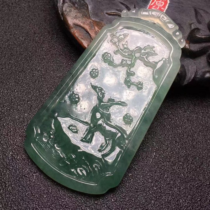 d61741翡翠冰糯种飘花梅花鹿