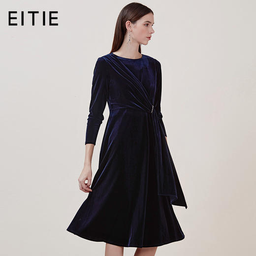 EITIE爱特爱品牌女装冬季圆领拉链修身中腰丝绒连衣裙5807557 商品图1