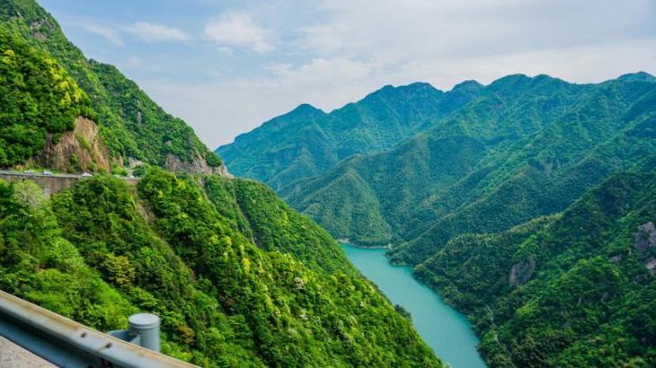 12930安吉天荒坪泡湯滑雪參觀天文科普基地給孩子一次天文學啟蒙之旅